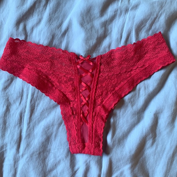 Victoria Secret Cheeky - Picture 4 of 4